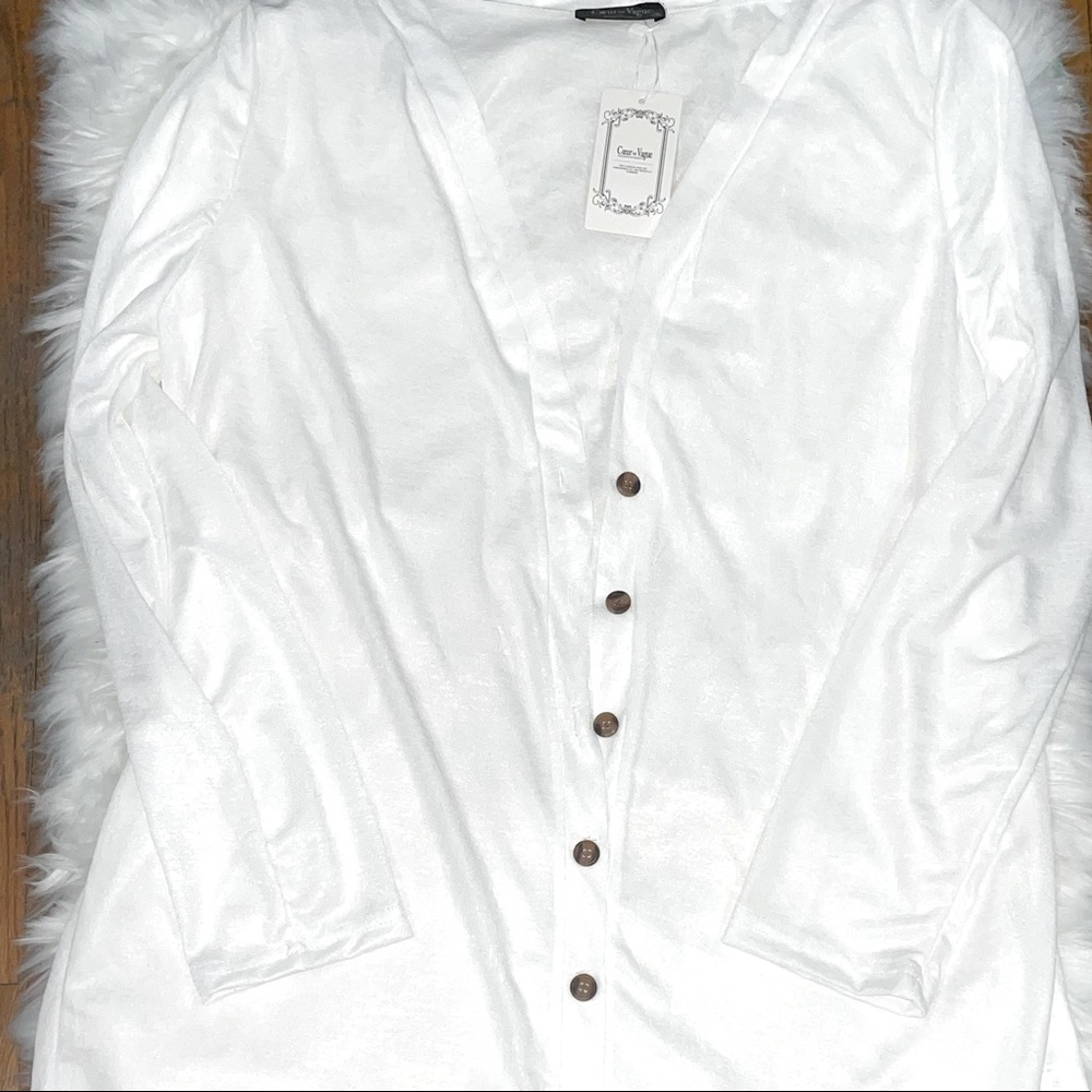 Coeur de Vague- White Button-Up V-Neck Cardigan XXL